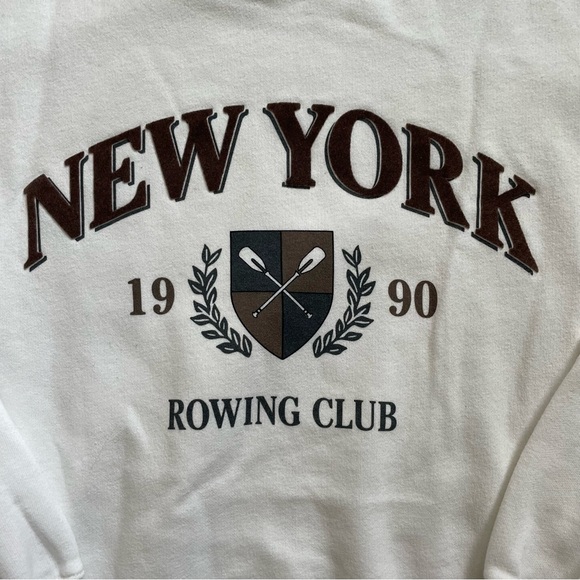 A&F Oversized Crewneck - Picture 2 of 6